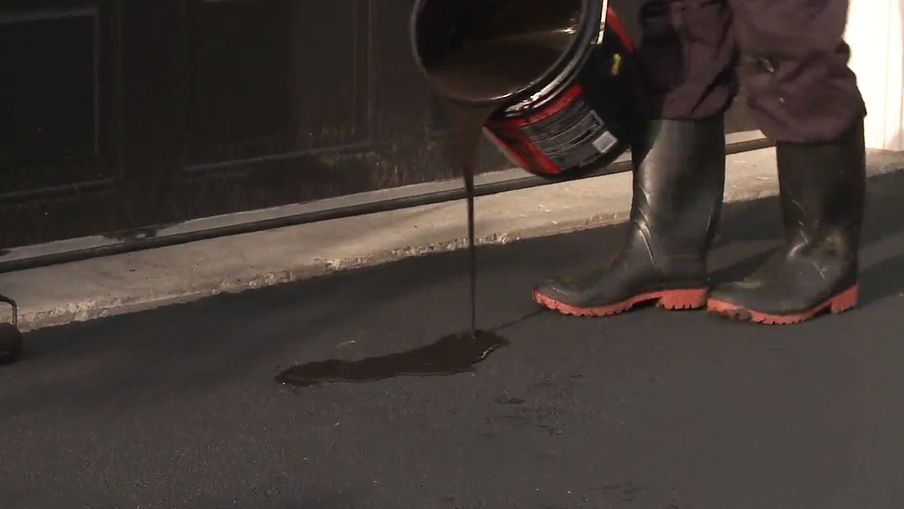 How to apply driveway sealer Canadian Tire