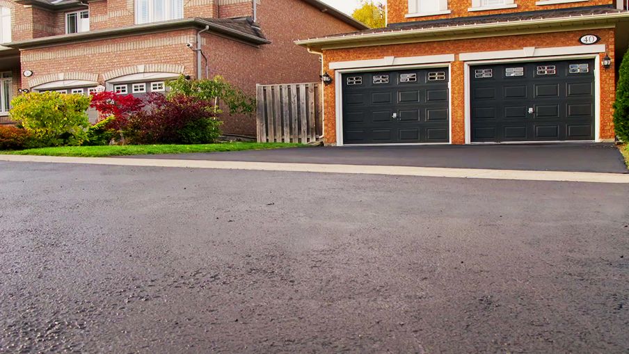 How to apply driveway sealer Canadian Tire