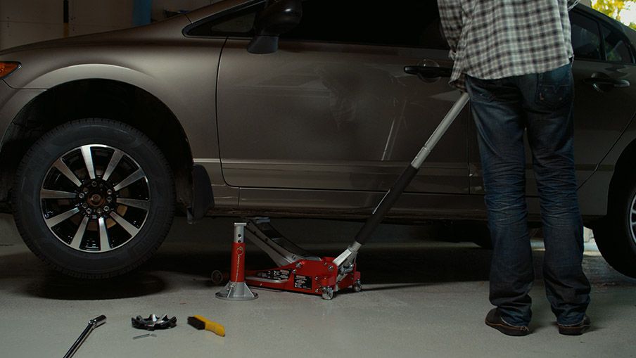 How to change your tires Canadian Tire