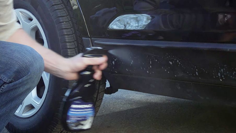 How to Revive Plastic Trim Canadian Tire