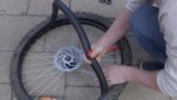 changing tube in bike tire