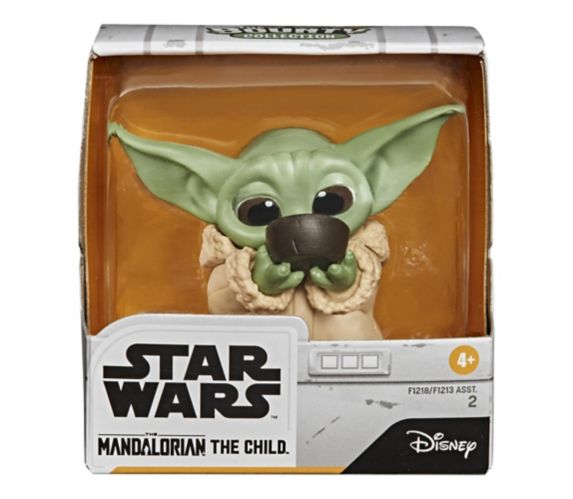 Star Wars The Bounty Collection The Child The Mandalorian Baby Yoda Figure Assorted 2 2 In Canadian Tire