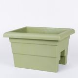Over Rail Planter, 16in Canadian Tire