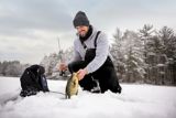 Garmin Striker Plus 4 Ice Fishing Bundle | Garminnull