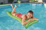 Chaise longue gonflable de piscine, 72 x 27 po, choix varié | H20Go!null