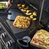 Vermont Castings Firm-Grip Pizza Cutter | Vermont Castingsnull