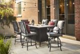 Ensemble de meubles pour salle à manger extérieure avec foyer de table CANVAS Camrose, 7 pces | CANVASnull