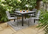 Table à dîner de terrasse carrée en acier CANVAS Mercier avec trou pour parasol, noir, 42 x 42 x 29 po | CANVASnull