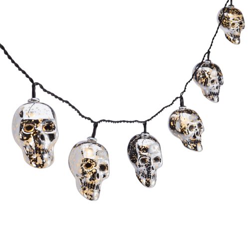 Crâne à piles For Living avec jeu de 10 lumières à DEL pour l'Halloween, argent, 82-5/8 po Image de l’article
