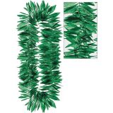Collier de feuilles vertes avec perles