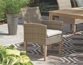 PATIO CHAISE LOUNGERS 