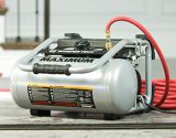 compact compressor for air tools