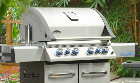 Discover our large BBQs