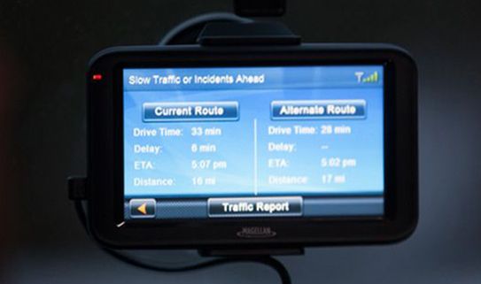 GPS avec mise à joour de l’info-circulation à vie
