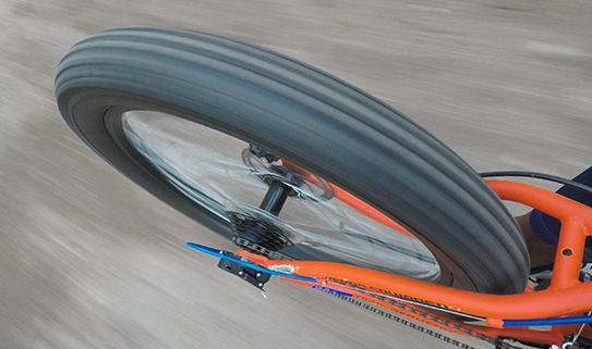 Portez attention à la largeur du pneu lorsque vous cherchez un vélo de montagne