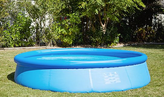 Discover our fast-set above ground pools