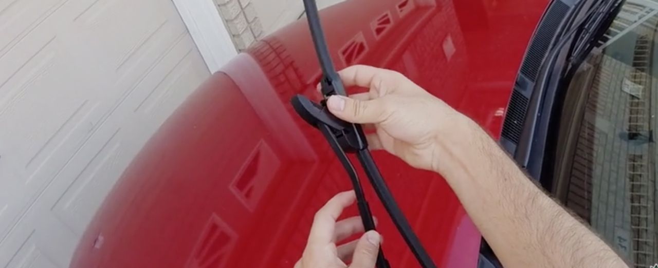 How To Change A Windshield Wiper Canadian Tire