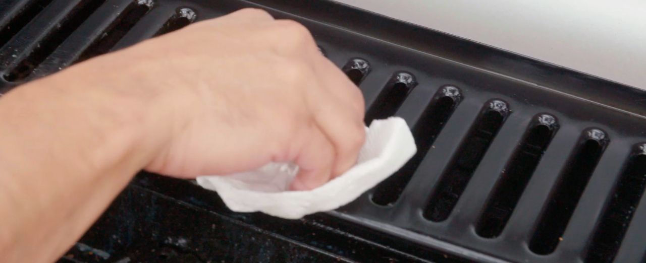 Comment nettoyer et entretenir son barbecue Canadian Tire