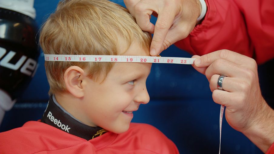 how-to-fit-a-hockey-helmet-canadian-tire